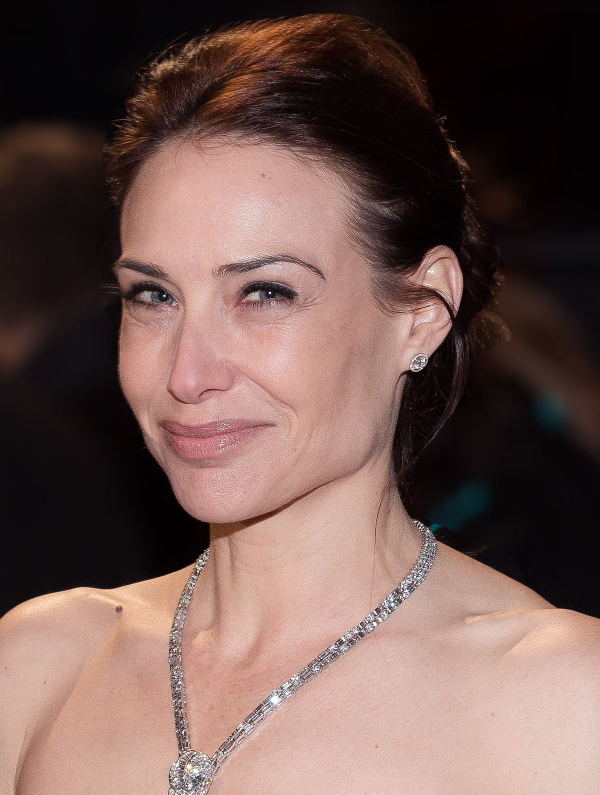 Claire Forlani: Elegance of Hollywood's Enigmatic Beauty ...