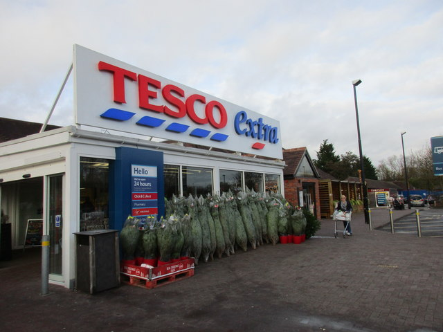 tesco christmas opening hours 2023